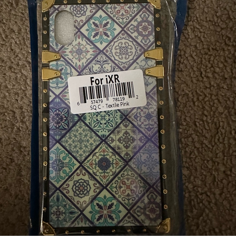 Apple Iphone XR Glitter phone case.